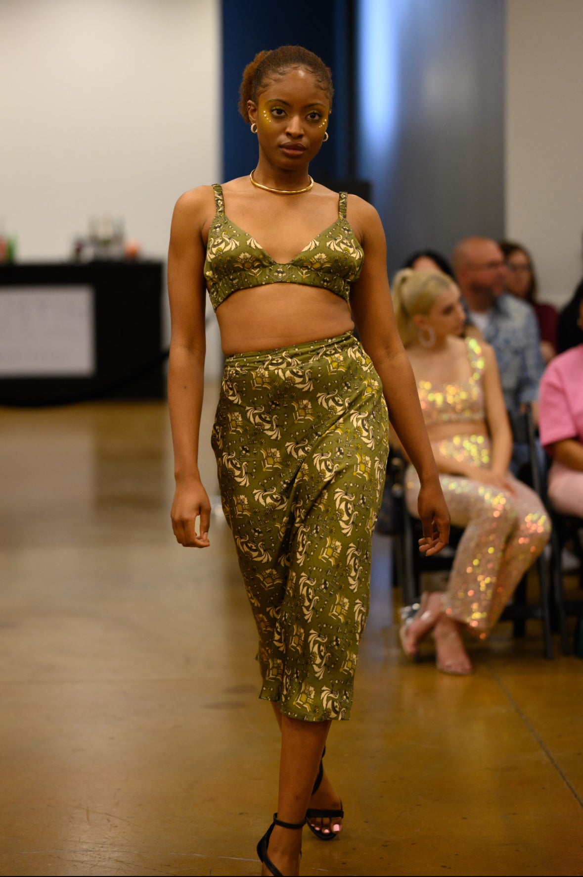 PASSIONATE PEACOCKS MIDI SKIRT