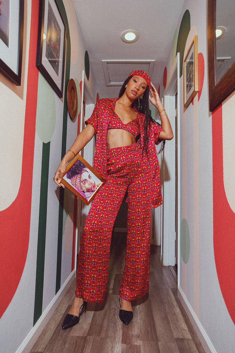 PLAYFUL PARROTS TWO PIECE SET