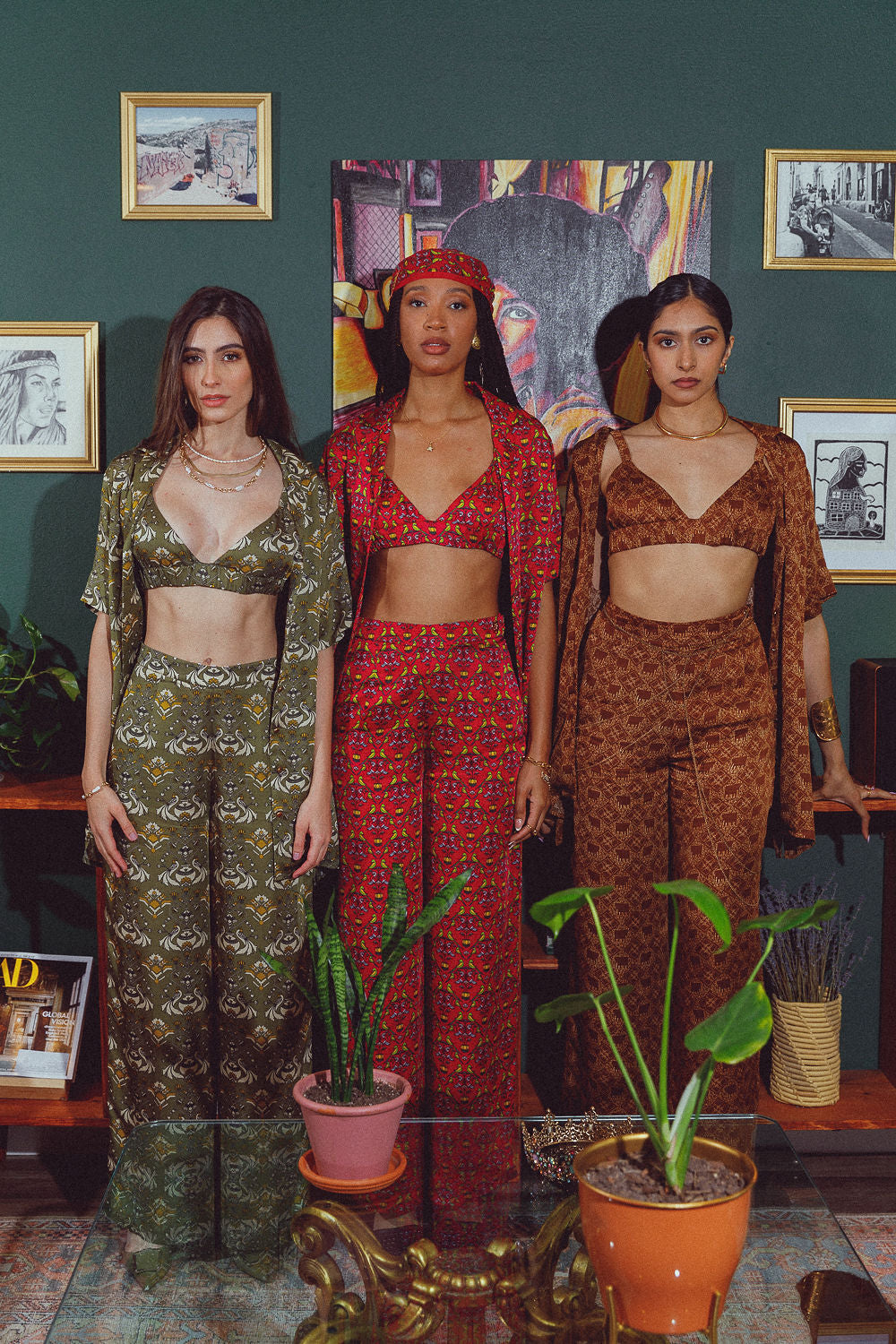 EARTHY ELEPHANTS TWO PIECE SET