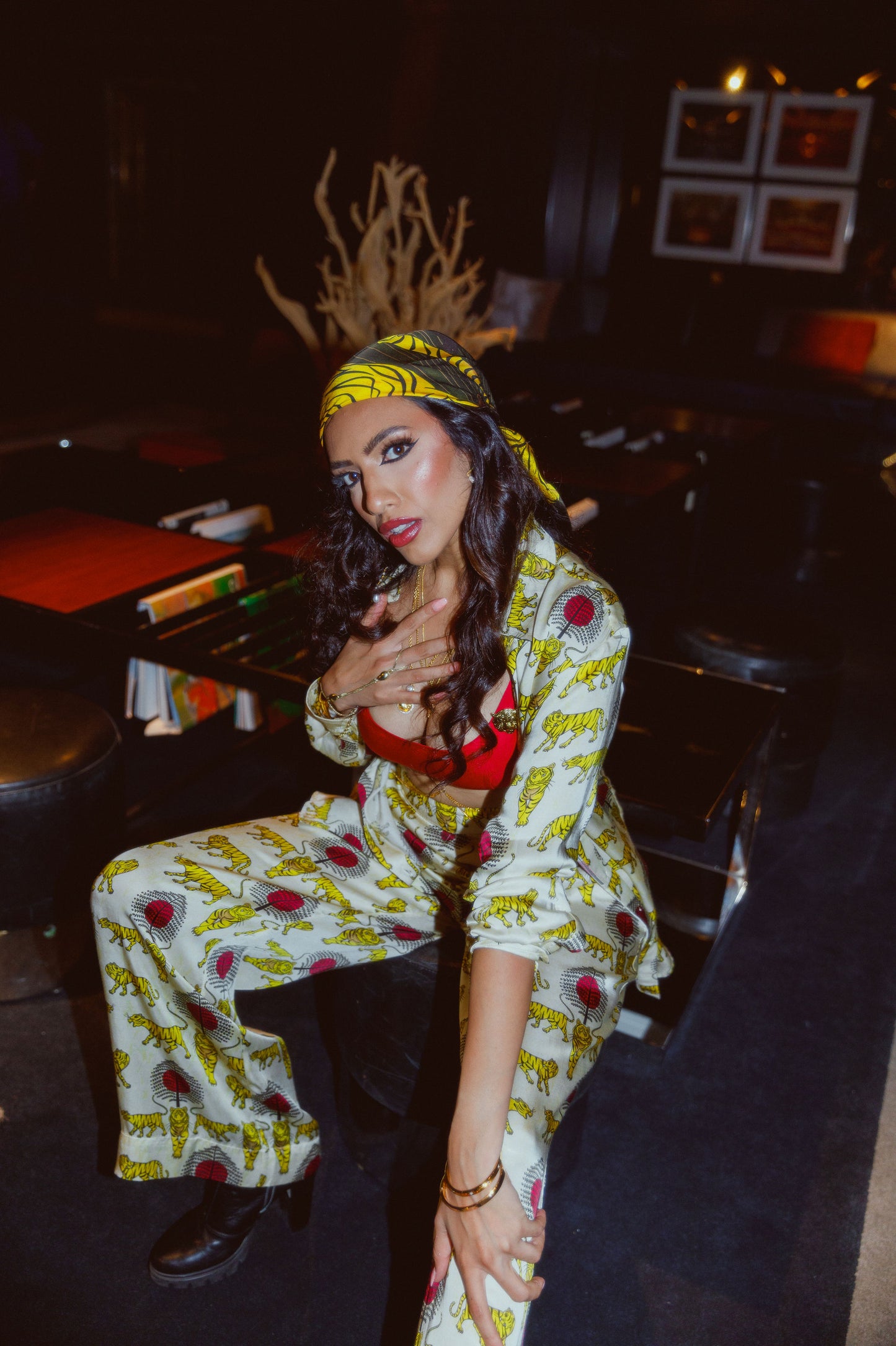 ROYAL TIGER TWO-PIECE SET