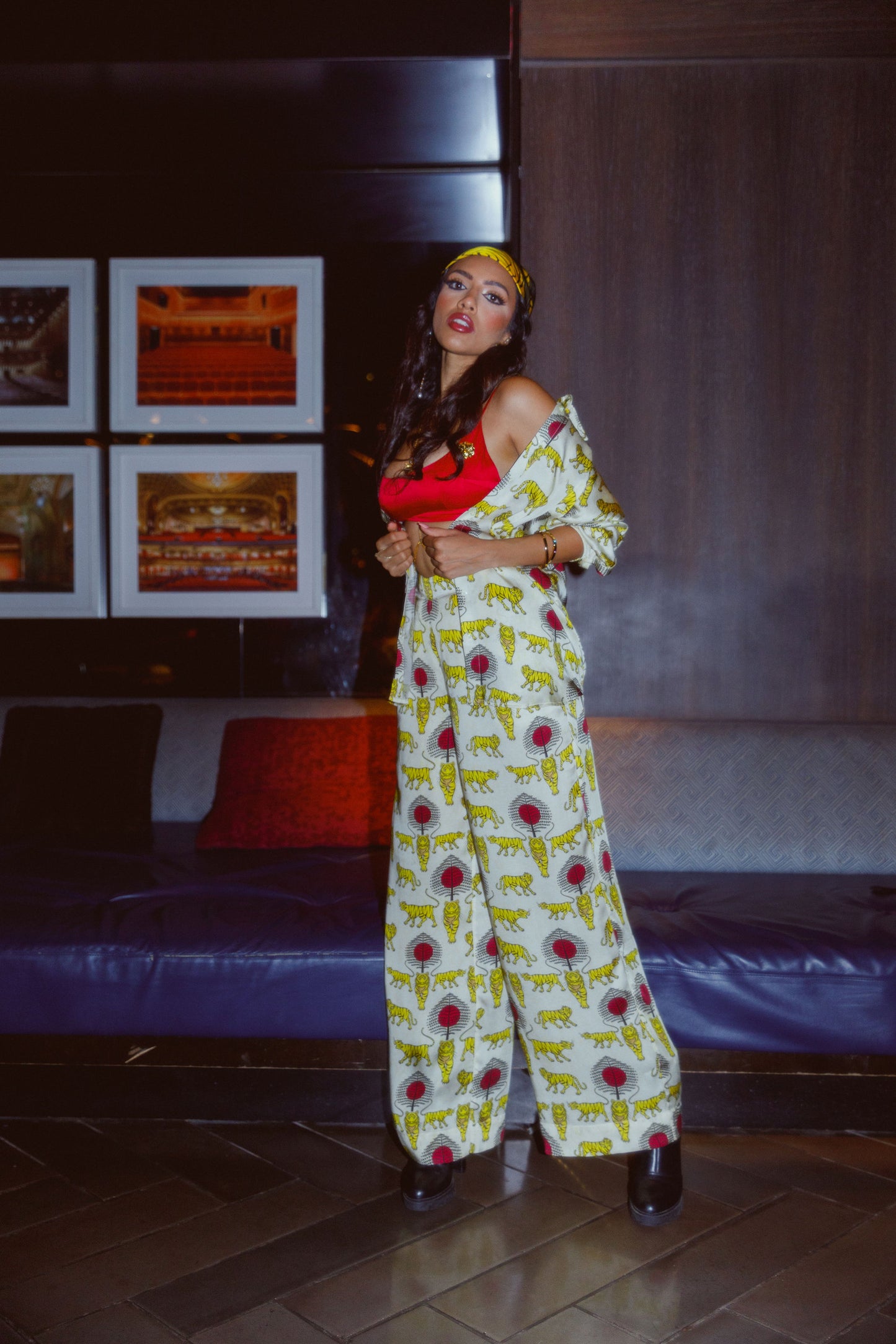 ROYAL TIGER TWO-PIECE SET