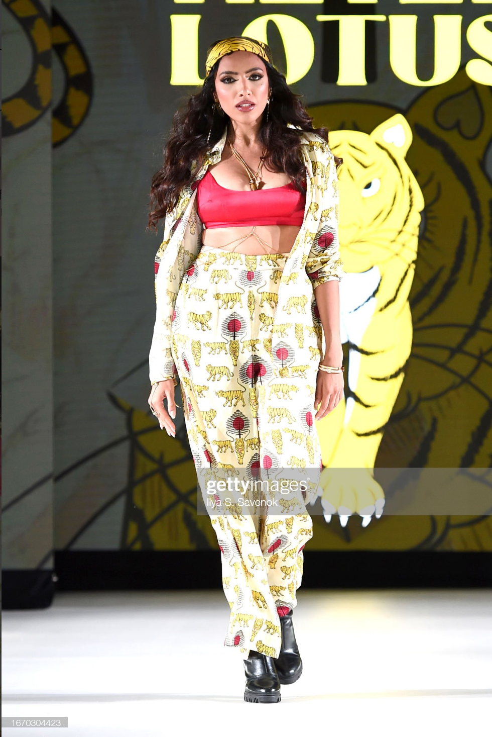 ROYAL TIGER TWO PIECE SET