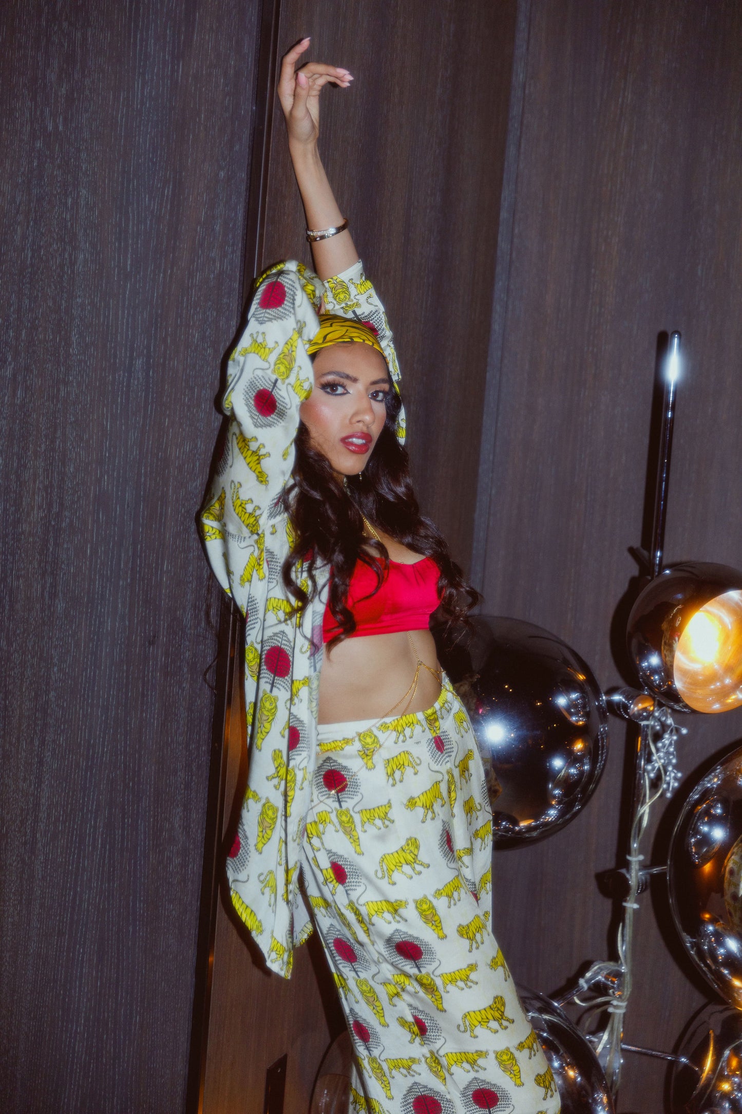 ROYAL TIGER TWO-PIECE SET