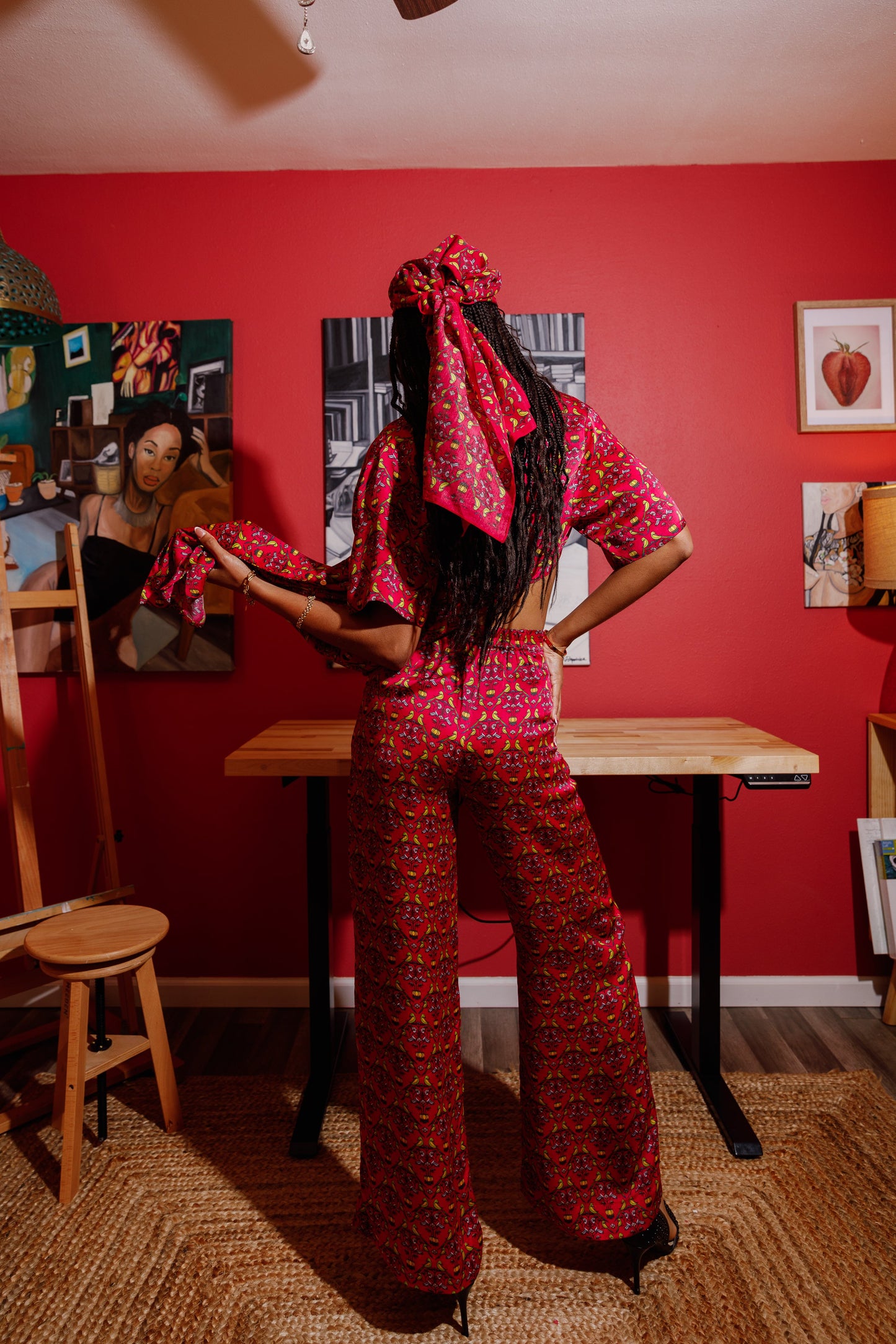 PLAYFUL PARROTS PALAZZO PANTS