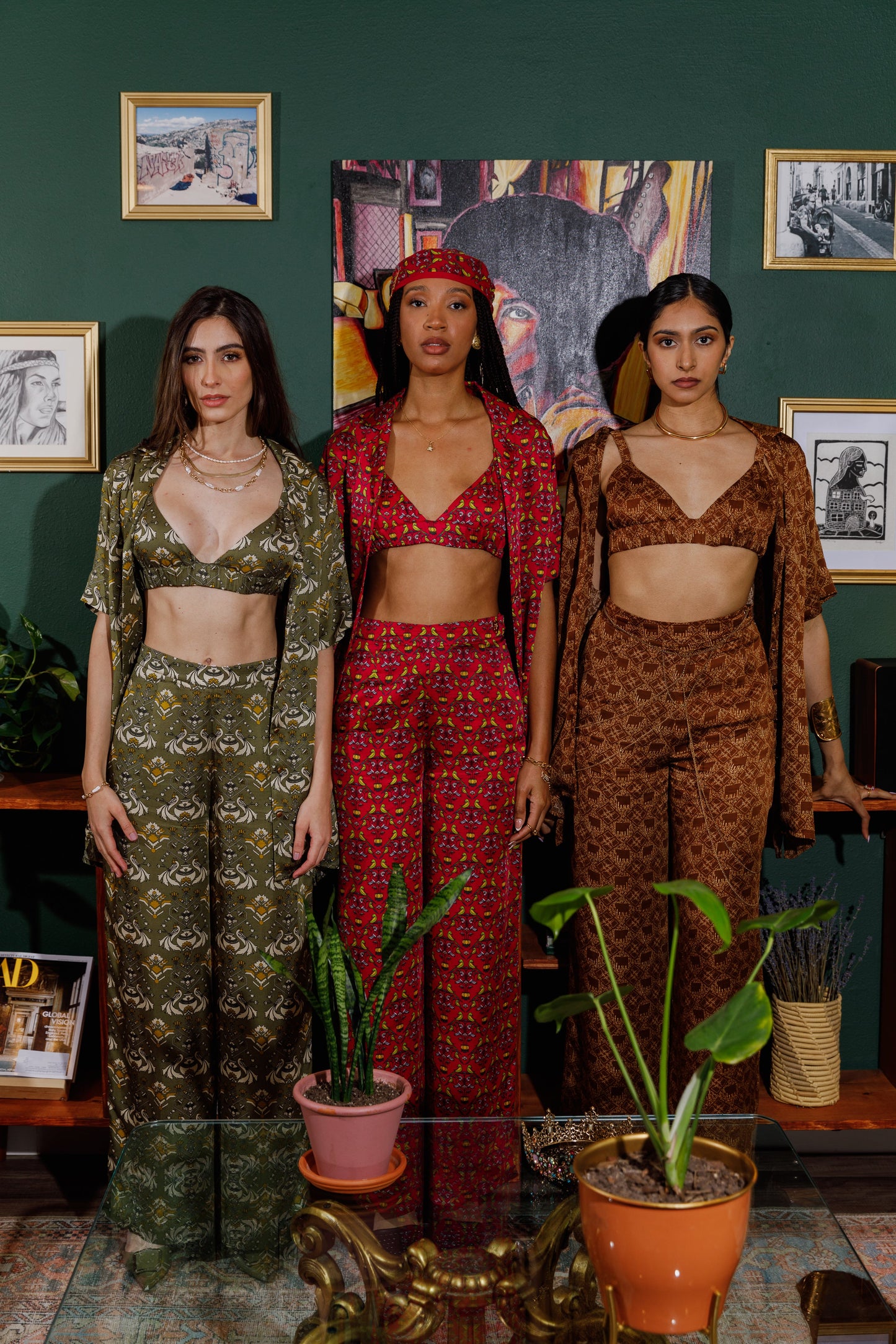 PLAYFUL PARROTS PALAZZO PANTS